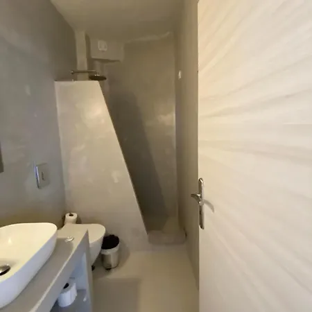 Center Spirit Apartment Fira (Santorini)